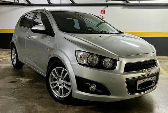 CHEVROLET SONIC 1.6 LTZ 16V FLEX 4P AUTOMÁTICO